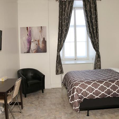 Auberge Du Couvent Saint-Casimir エクステリア 写真