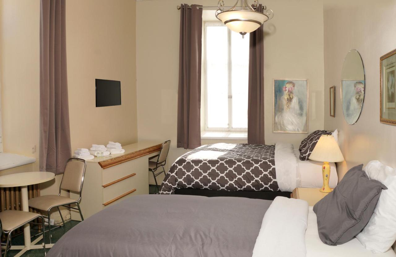 Auberge Du Couvent Saint-Casimir エクステリア 写真