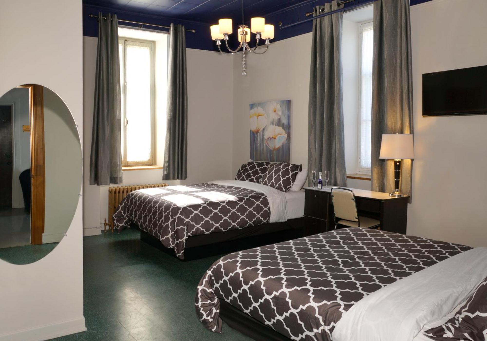Auberge Du Couvent Saint-Casimir エクステリア 写真